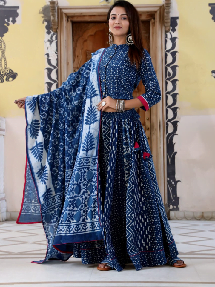 Crop Top Lehenga With Mulmul Dupatta