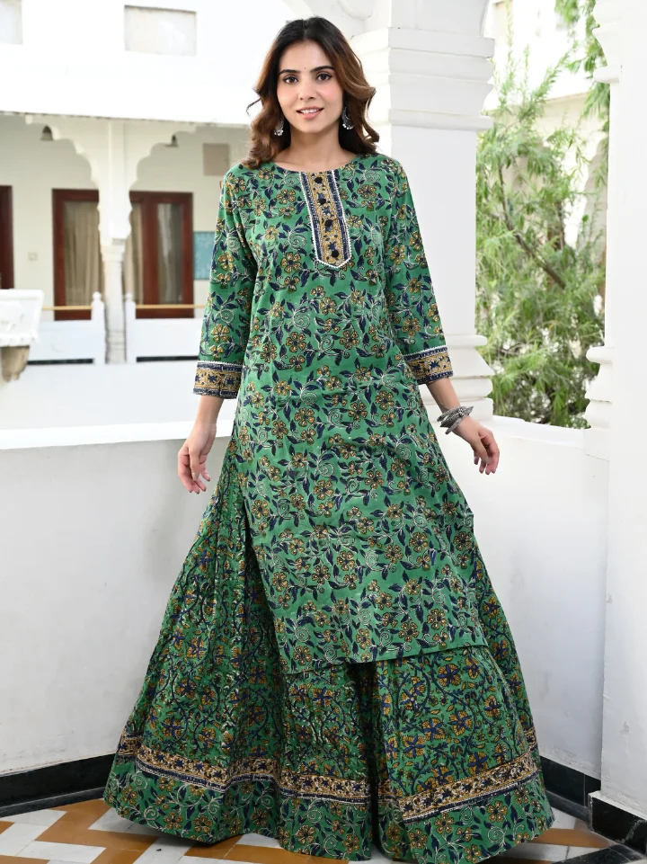 Long skirt with kurta hotsell