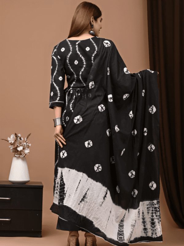 Nyra Cut Cotton Suit with Mulmul Dupatta