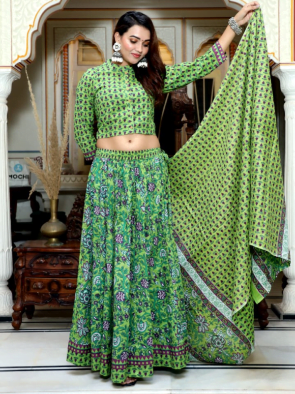 Crop Top Lehenga With Mulmul Dupatta