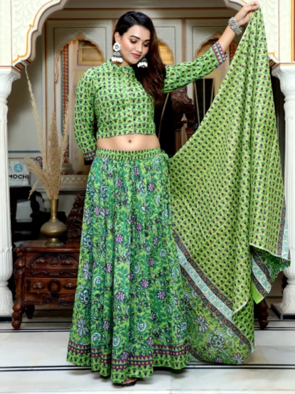 Crop Top Lehenga With Mulmul Dupatta