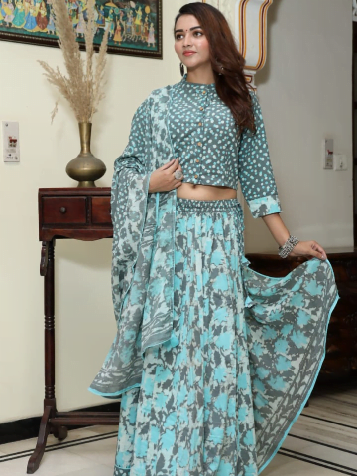 Crop Top Lehenga With Mulmul Dupatta