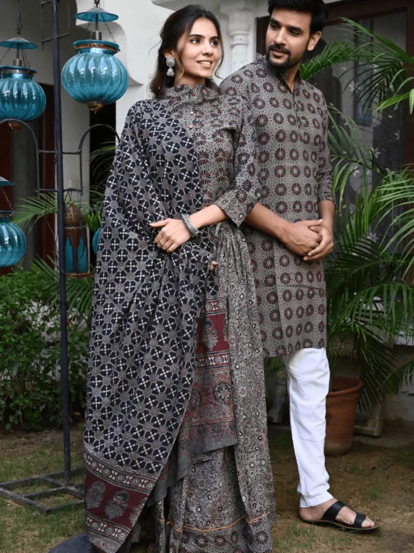 Matching Dress For Couple Indian