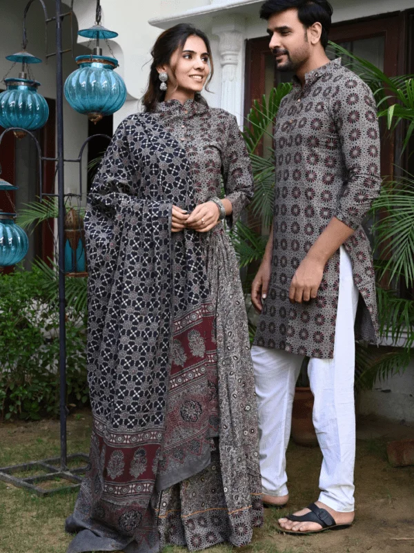 Matching Dress For Couple Indian