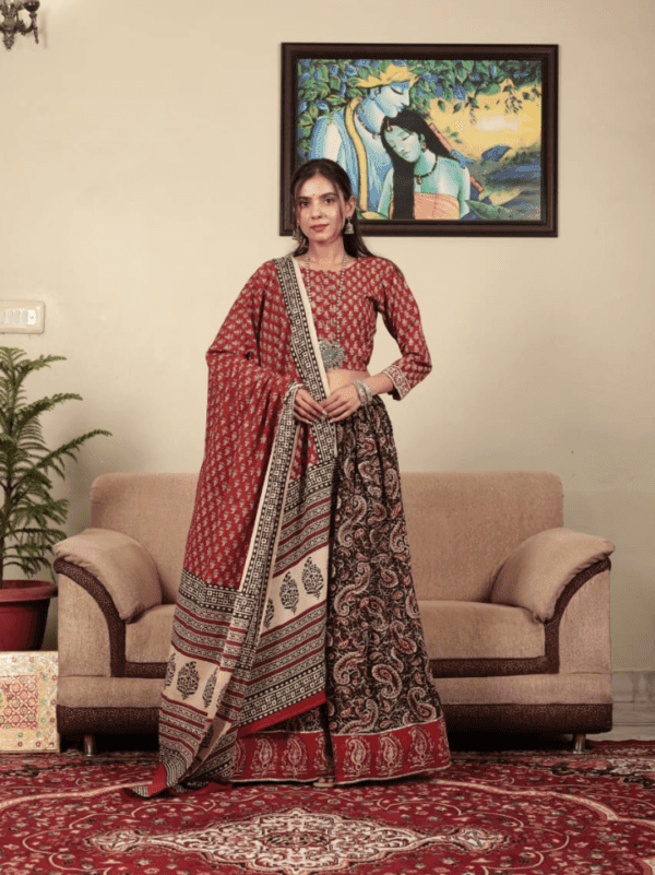 modern lehenga dupatta style