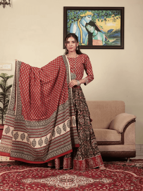 modern lehenga dupatta style