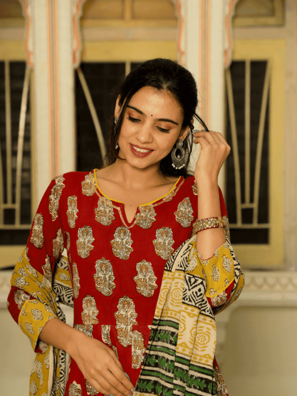 Red Anarkali Kurti