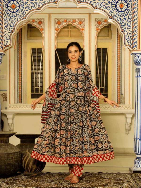 anarkali kurti set with dupatta