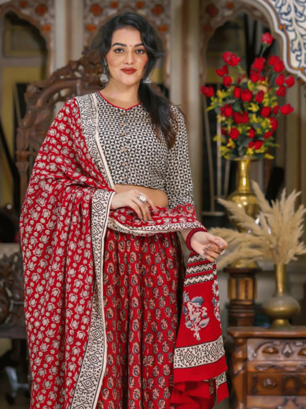 traditional lehenga choli for navratri