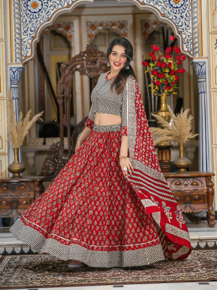 traditional lehenga choli for navratri