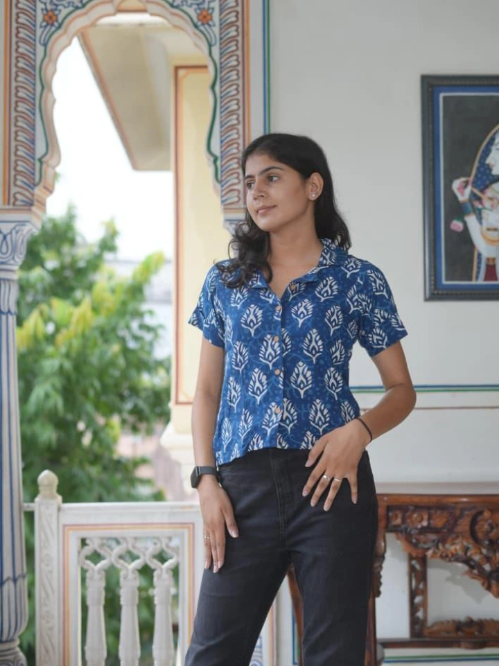 Indigo feather motif block printed crop top shirt for girls — pure cotton half sleeve Bagru top SA Fab
