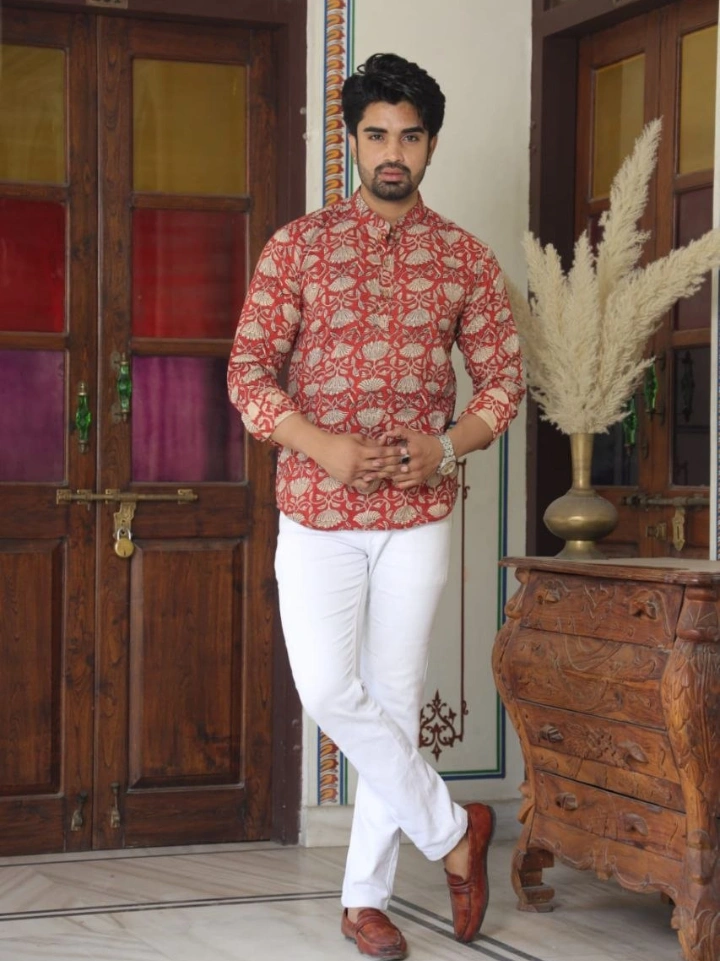 Dark burnt orange Kalamkari style floral print short kurta for men — pure cotton, Bagru | SA Fab